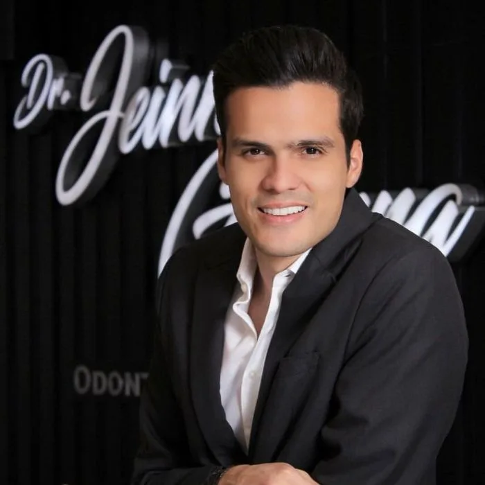 Dr. Jeinner Guerra